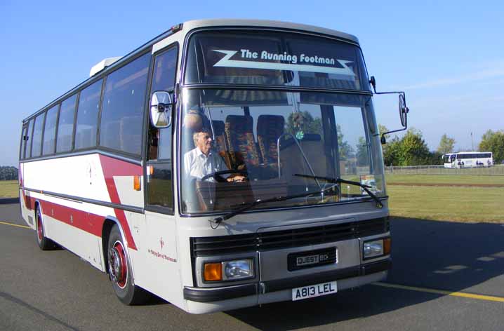 Running Footman Ford Quest Plaxton