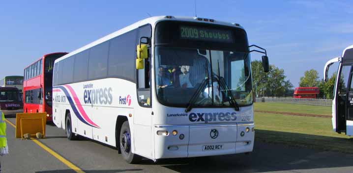 First Lanarkshire Volvo B12M Plaxton Paragon 20507