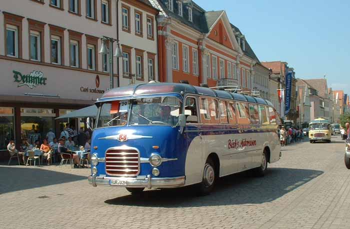 Buck´s Reisen Setra S10