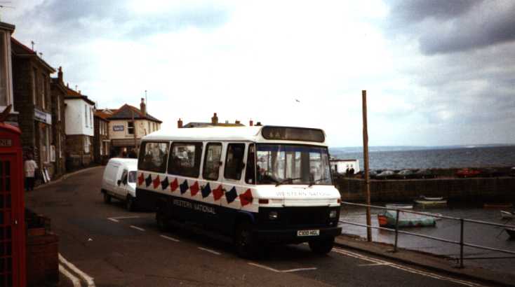 Western National Mercedes L608D Reeve Burgess 147